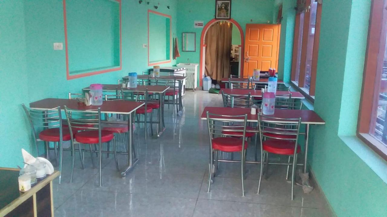 Spot On Sharma'S Kitchen & Home Stay Bajaura ภายนอก รูปภาพ